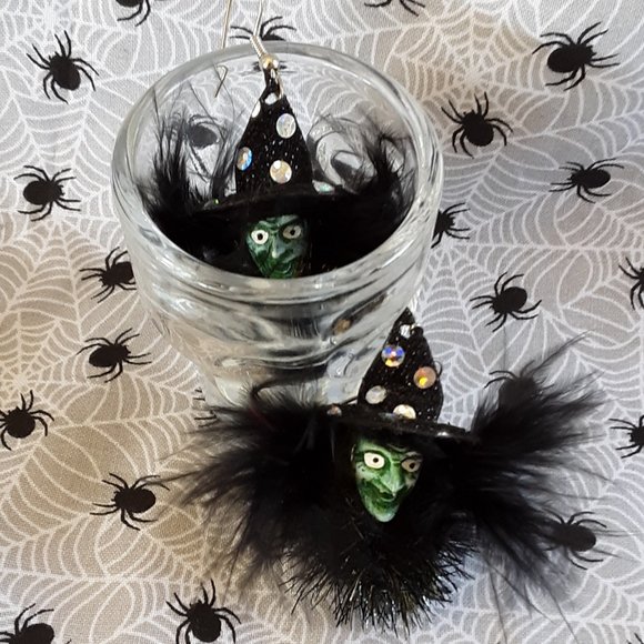 Wicked Green Witch Halloween Earrings Glitter Feather Sequins Balls Dangle - Picture 1 of 15